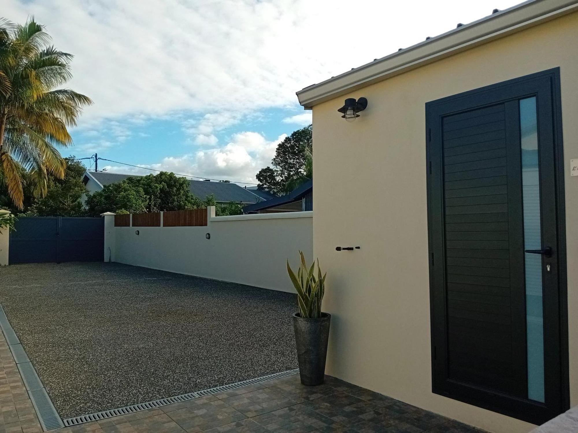 Bungalow L'Escale De Takamaka Saint-Benoît Extérieur photo